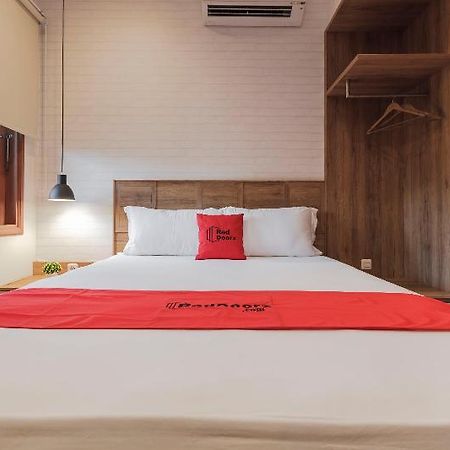 Reddoorz Plus @ Cbd Bintaro South Tangerang Exterior foto